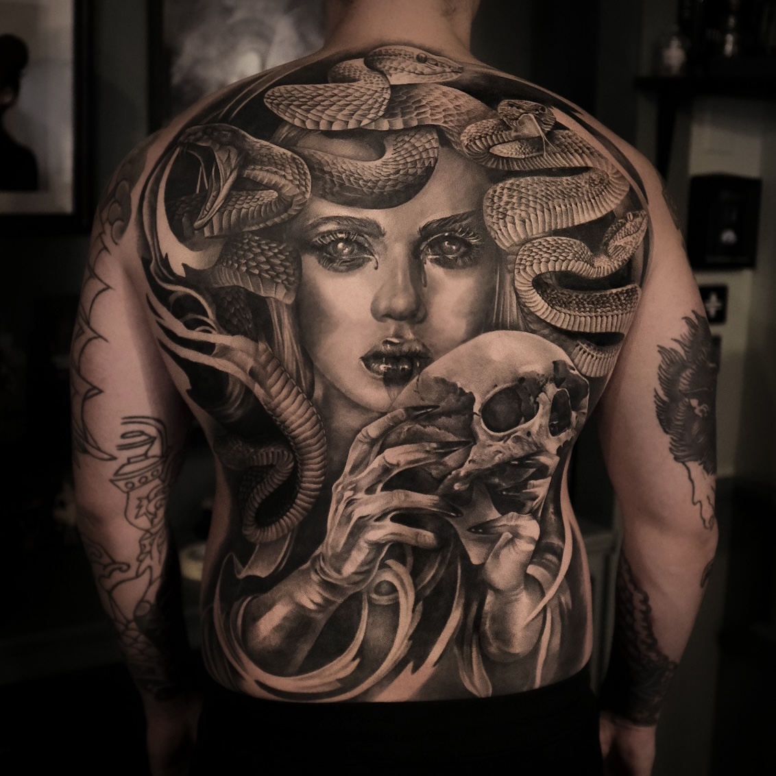 Backpiece Tattoo Medusa